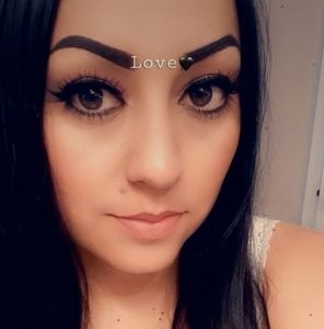 Meet your Posher, Almarosa